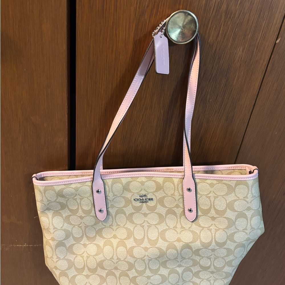Coach Tan and Pink Women's Tote Bag